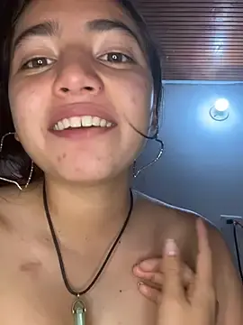 Stripchat Live Sex Cam of Nassly_Sofia