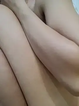 Stripchat Sex Cam of DaisyLuvsYou_