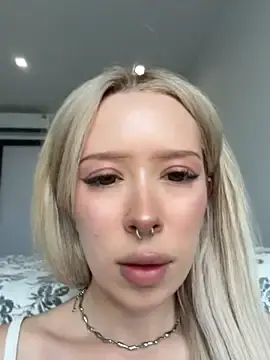 Stripchat Live Sex of MaryChanXO