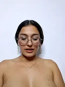 Stripchat Adult Webcams of Ary-18