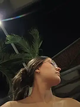 Stripchat Sex Cam of Ary-18