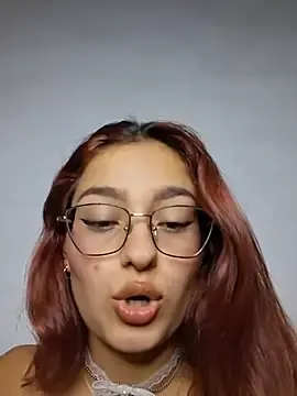 Stripchat Live Porn of Ary-18