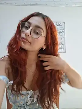 Stripchat Adult Webcam of Ary-18