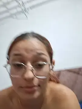 Stripchat Adult Webcam of Ary-18