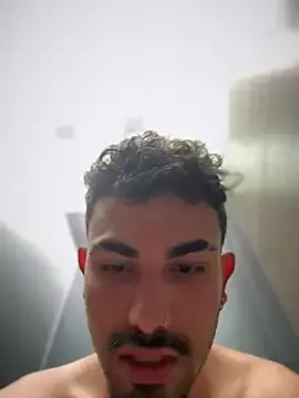 Stripchat Live Sex Cam of Big_Snake77