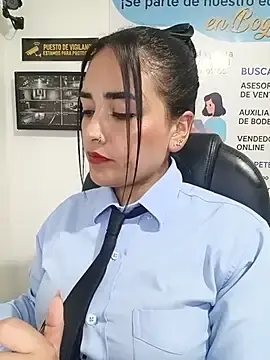 Stripchat Free Porn Cam of MAYE__13