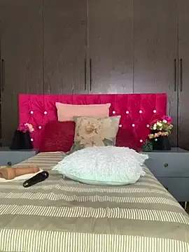 Stripchat Watch Live Sex Cams of VeryGoodBadGirl1