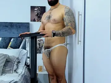 Stripchat Nude Webcam of Zack_Froone