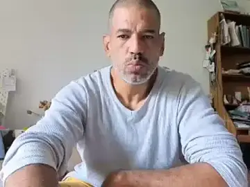 Stripchat Sex Cam of jackbigcock11