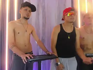 Stripchat Live Porn of The_King_Swit