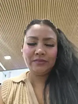 Stripchat Sex Cam of Ari_samper