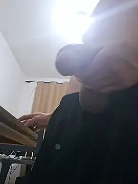 Stripchat Sex Cam of CariocaCasado23cm