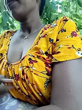Stripchat Adult Webcam of JYRR25