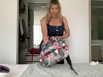 Stripchat Live Sex of LunaBeya