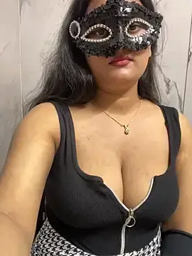 Stripchat Best Webcam of Summer_beach_