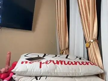 Stripchat Nude Webcam of AudreySpanksFuck-