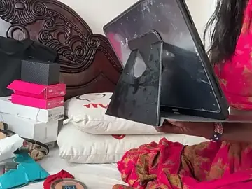 Stripchat Nude Webcam of AudreySpanksFuck-