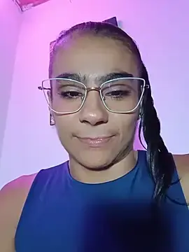 Stripchat Free Porn Cam of Leslly_