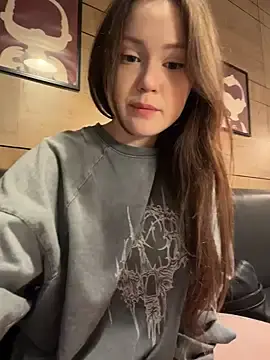 Stripchat Live Sex Cam of Peachy_Dream