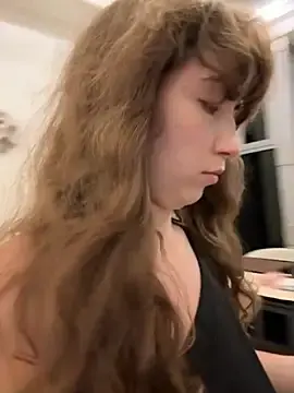Stripchat Live Porn of Sarahhh_xxx