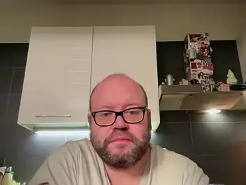 Stripchat Nude Webcam of theitalianbear