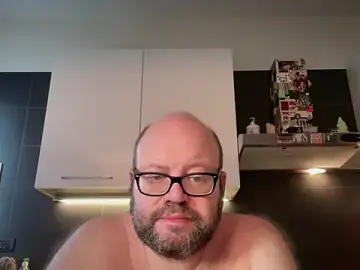 Stripchat Free Live Porn of theitalianbear