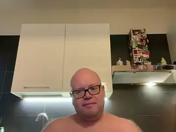 Stripchat Adult Video Chat of theitalianbear