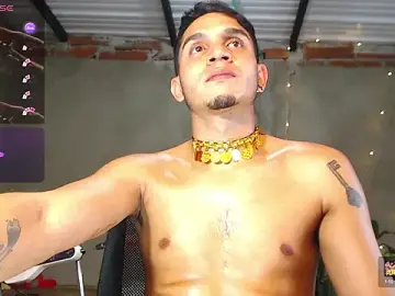 Stripchat Live Porn of Angel_latinboy