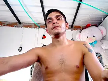 Stripchat Sex Chat of Angel_latinboy