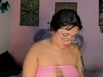 Stripchat Nude Webcam of Maddy_Jhonsson