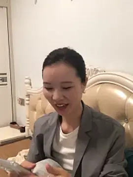 Stripchat Live Porn of Mile-m