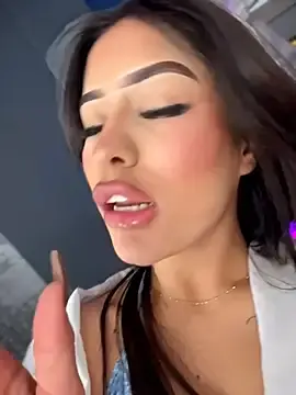 Stripchat Best live sex cam show of MystiqueXXX