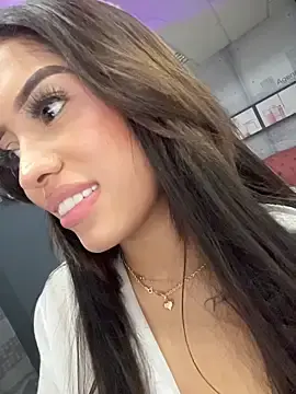 Stripchat Sex Chat of MystiqueXXX