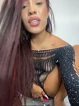 Stripchat Adult Video Chat of MystiqueXXX