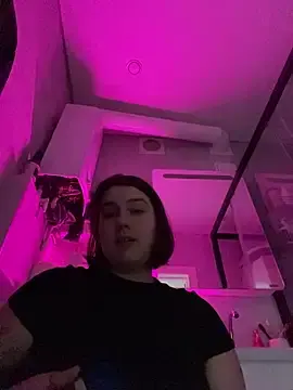 Stripchat Watch Live Sex Cams of SuzieMurray
