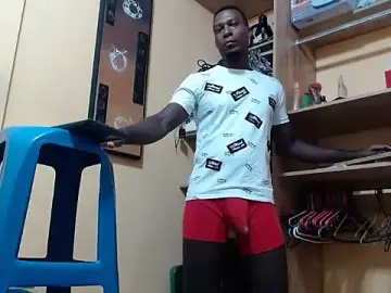 Stripchat Free Porn Cam of kurtbigcock