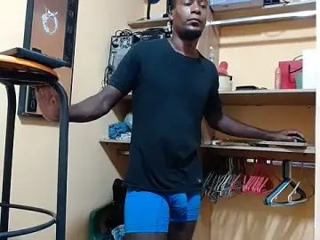Stripchat Live Sex of kurtbigcock