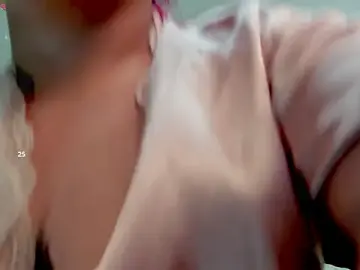 Stripchat Live Sex Cam of AfroditaVega_