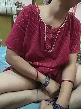 Stripchat Free Live Porn of COUPLLE_VILLAGE