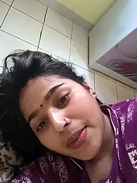 Stripchat Live Sex Cam of Cute-Simmi69