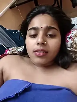 Stripchat Adult Video Chat of Cute-Simmi69