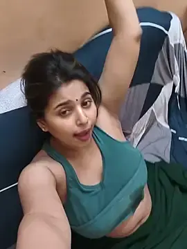 Stripchat Watch Live Sex Cams of Cute-Simmi69