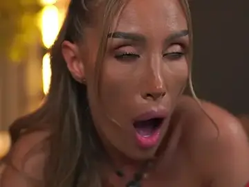 Stripchat Watch Live Sex Cams of Evelyn_Evyyy
