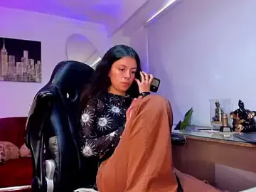 Stripchat Sex Cam of Meghan320