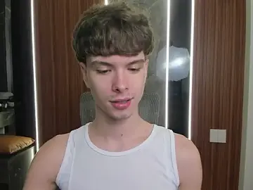 Stripchat Adult Webcams of calvin_love_you
