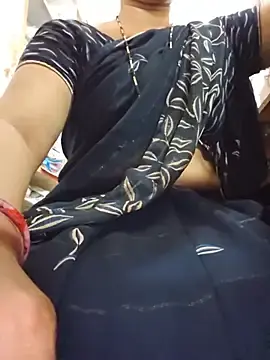 Stripchat Live Porn of indianhotwife639