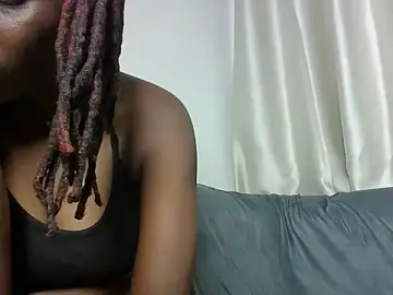 Stripchat Free Live Porn of pretty_doll04