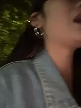 Stripchat Sex Cam of redrose520