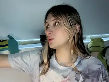 Stripchat Free Live Porn of Feniix__