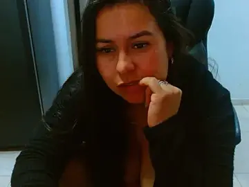 Stripchat Sex Cam of Ixchel_Anaid
